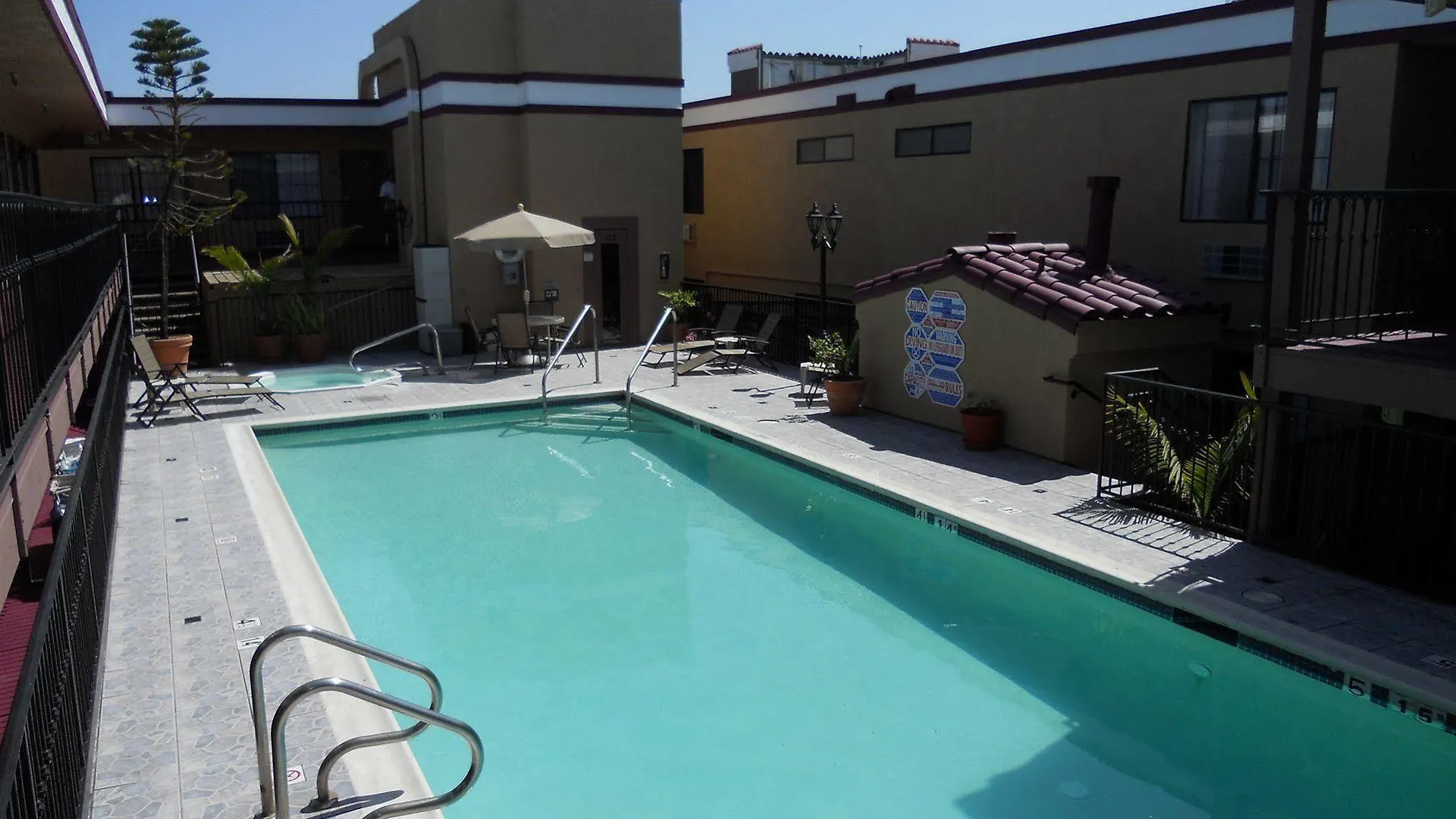 Hotel Pacific, Manhattan Beach